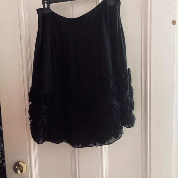 Talbots Silk Skirt W/Rosettes - Picture 4 of 7